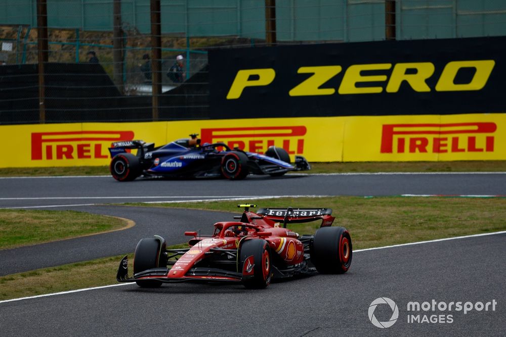 Carlos Sainz, Ferrari SF-24, leads Alex Albon, Williams FW46