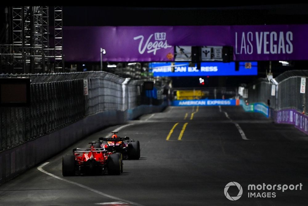 Max Verstappen, Red Bull Racing RB19, Charles Leclerc, Ferrari SF-23