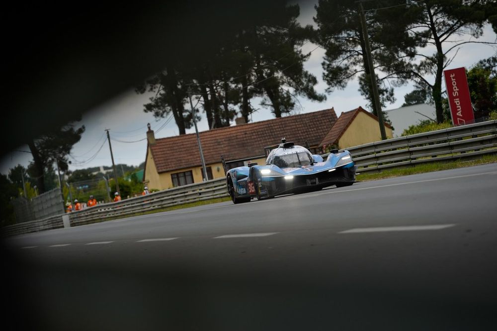 #36 Alpine Endurance Team Alpine A424: Nicolas Lapierre, Mick Schumacher, Matthieu Vaxiviere