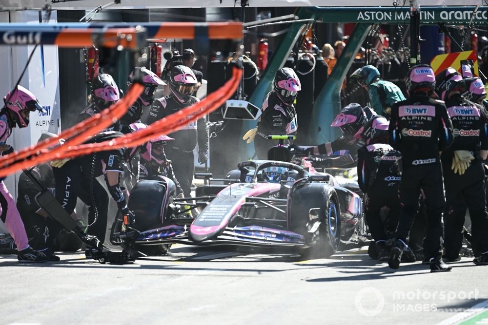 Pierre Gasly, Alpine A524, in the pit lane after a pit stop