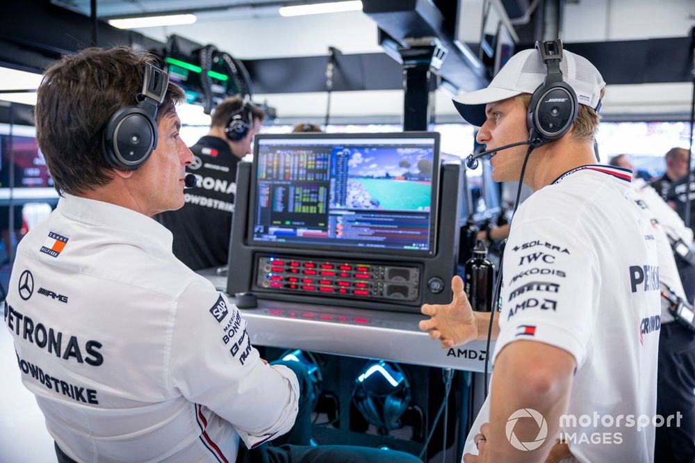 Toto Wolff, Team Principal and CEO, Mercedes-AMG F1 Team, with Mick Schumacher, Reserve Driver, Mercedes-AMG F1 Team