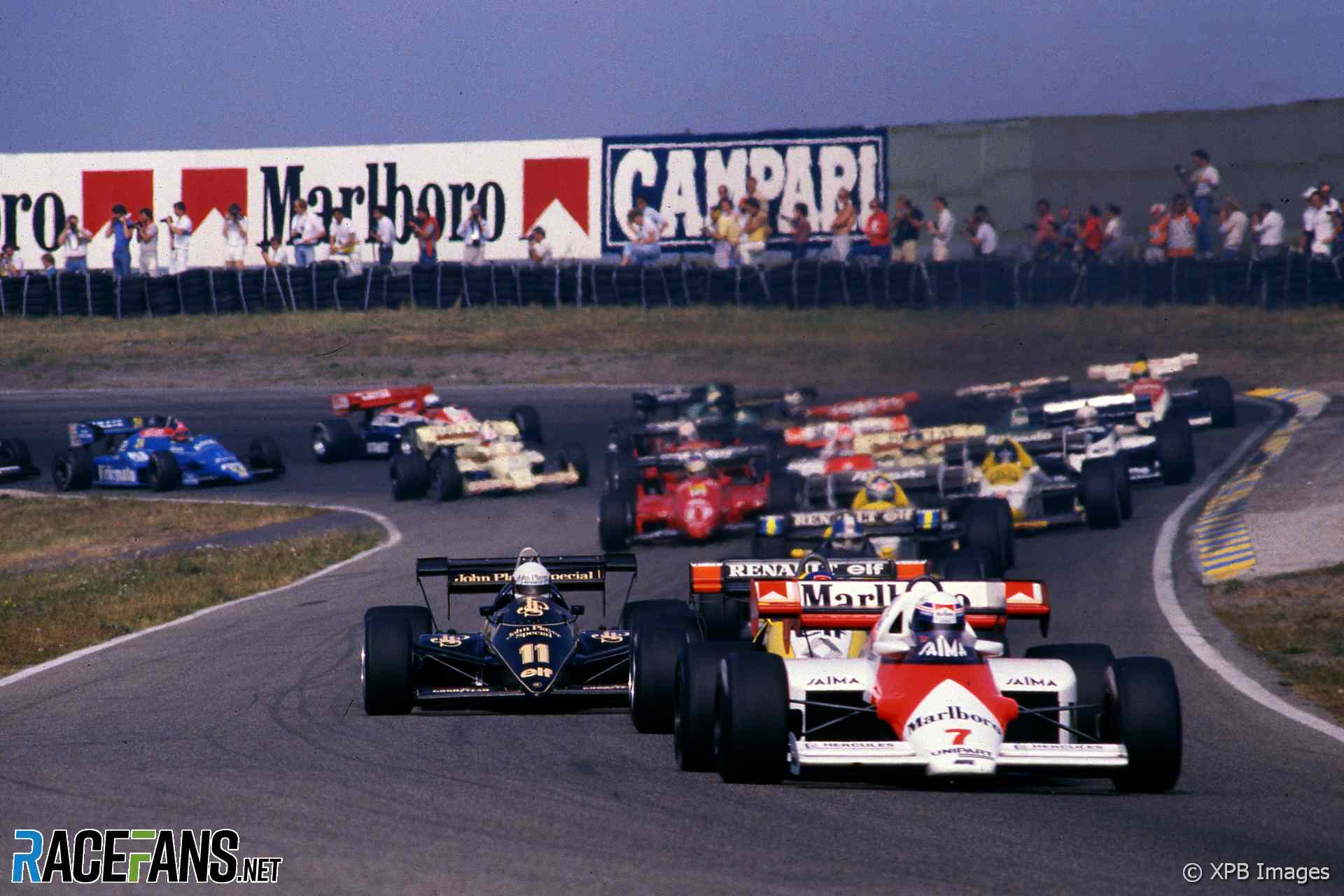 Alain Prost, McLaren, 1984 Dutch Grand Prix start, Zandvoort