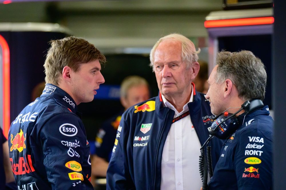 Max Verstappen, Red Bull Racing, Dr. Helmut Marko, Consultant, Red Bull Racing, Christian Horner, Team Principal, Red Bull Racing