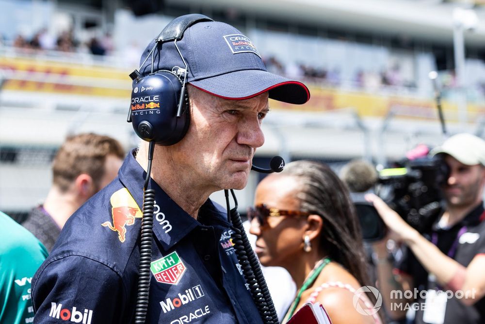 Adrian Newey, Chief Technology Officer, Red Bull Racing, on the grid 