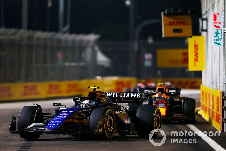 Franco Colapinto, Williams FW46, Sergio Perez, Red Bull Racing RB20 