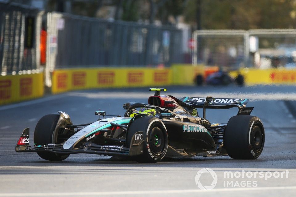 Lewis Hamilton, Mercedes F1 W15 