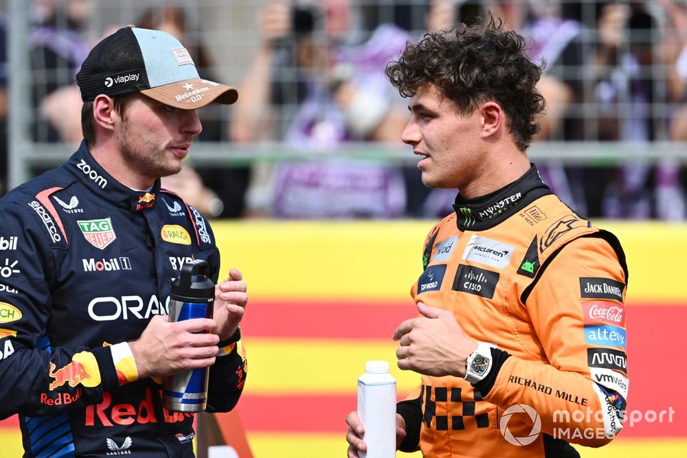 Max Verstappen, Red Bull Racing, 1st position, Lando Norris, McLaren F1 Team, 3rd position, chat in Parc Ferme 