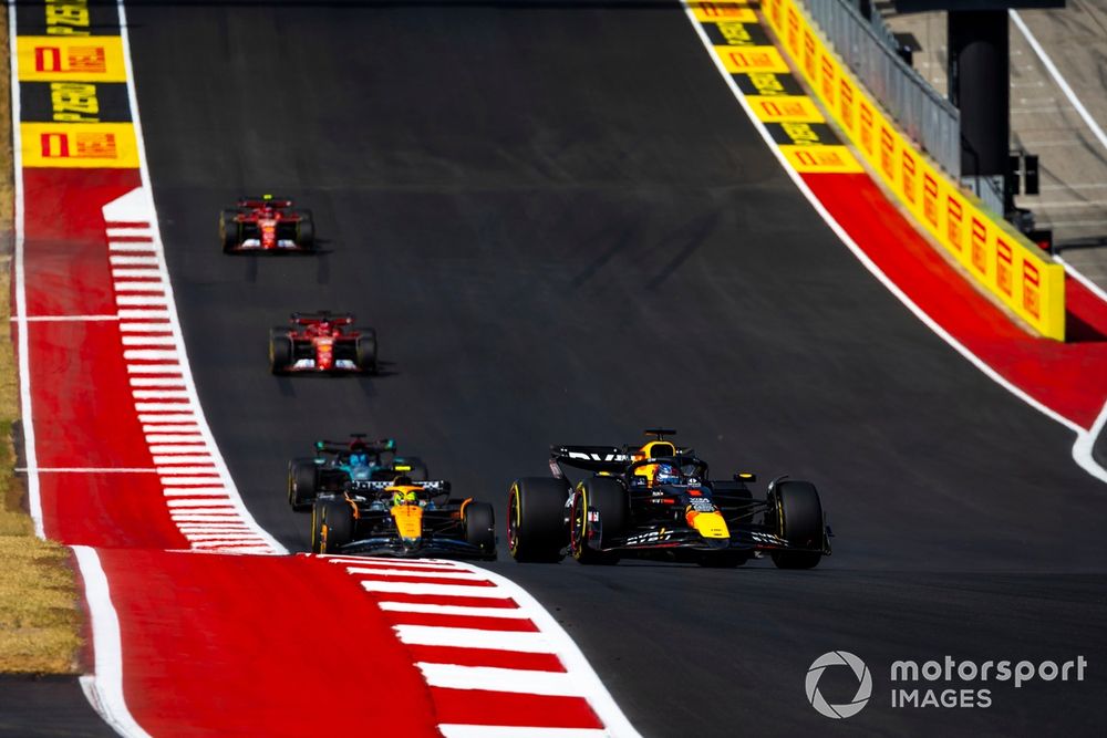 Max Verstappen, Red Bull Racing RB20, Lando Norris, McLaren MCL38, George Russell, Mercedes F1 W15