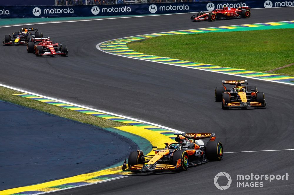 Oscar Piastri, McLaren MCL38, Lando Norris, McLaren MCL38, Charles Leclerc, Ferrari SF-24, Max Verstappen, Red Bull Racing RB20