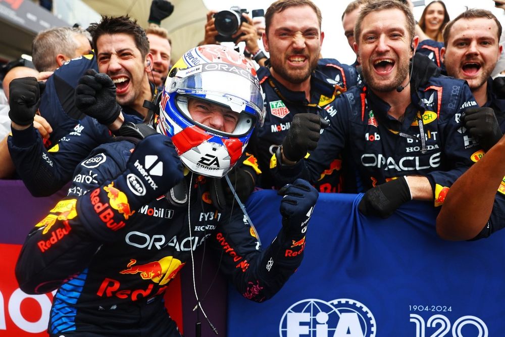 Race winner Max Verstappen, Red Bull Racing