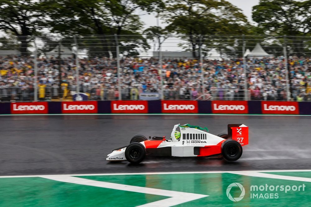 Lewis Hamilton delights the Brazilian fans with a drive in Ayrton Senna's 1990 McLaren MP4/5B.