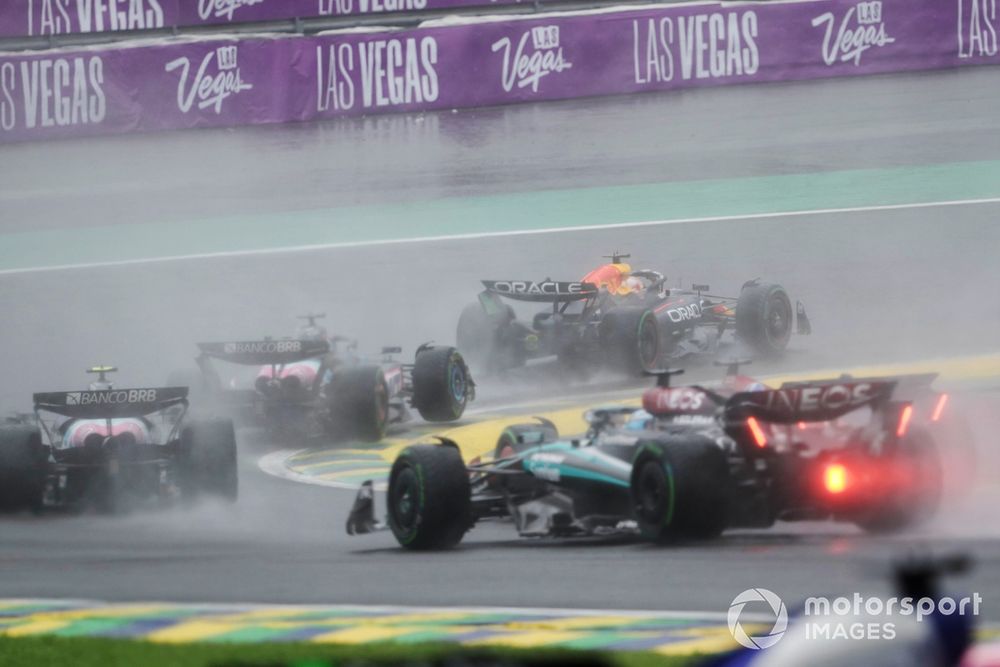 Max Verstappen, Red Bull Racing RB20, overtakes Esteban Ocon, Alpine A524