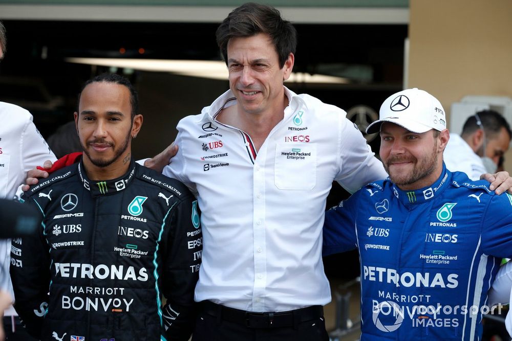 Lewis Hamilton, Mercedes Toto Wolff, Team Principal and CEO, Mercedes AMG, Valtteri Bottas, Mercedes 